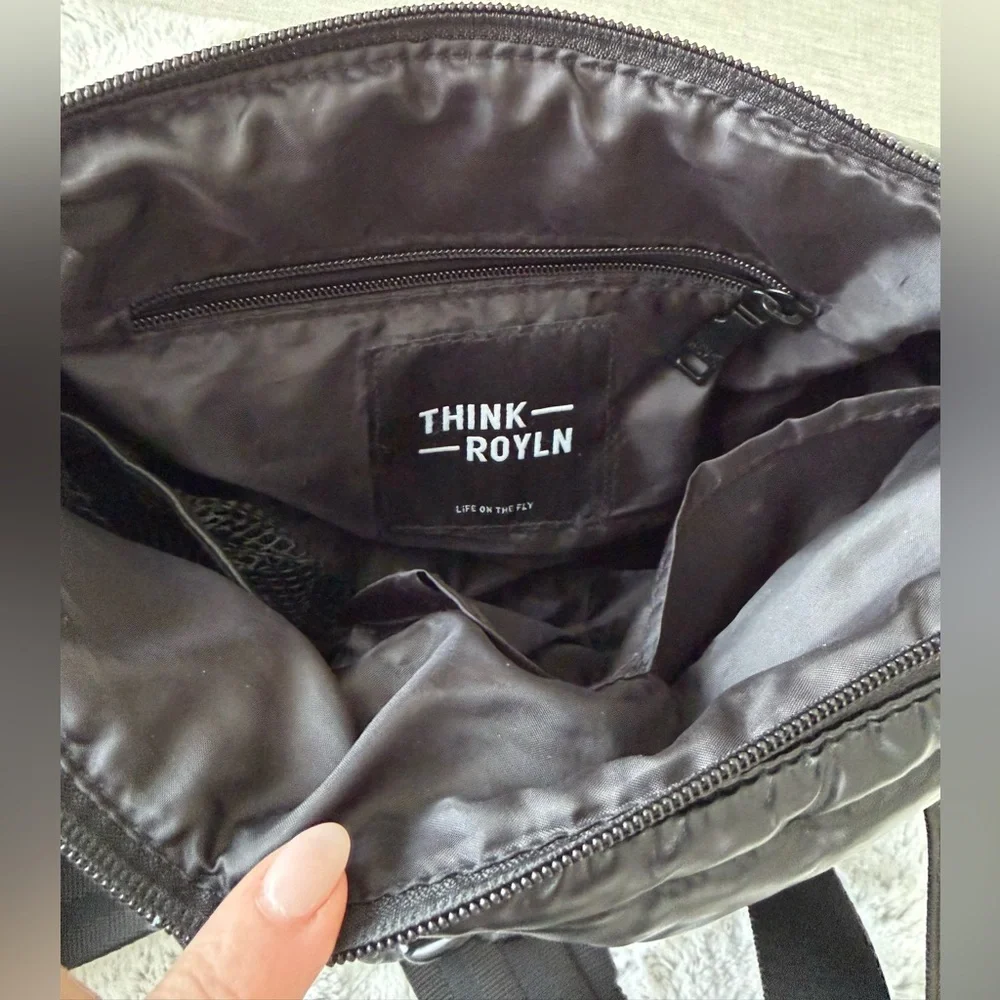 Think Royln Elton Hobo - Picture 4 of 4